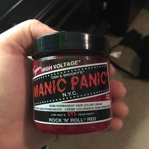 Manic panic hair dye